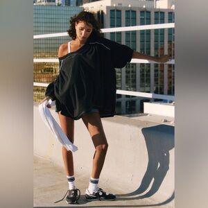 FP movement field tee black oversized